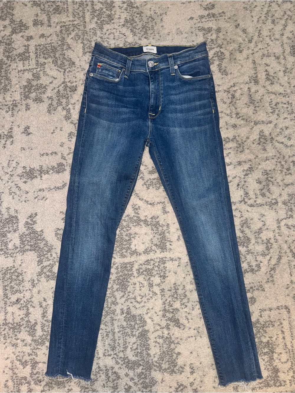 Hudson Blair Super Skinny Jeans 27x26, ankle, ripped hems, stretch